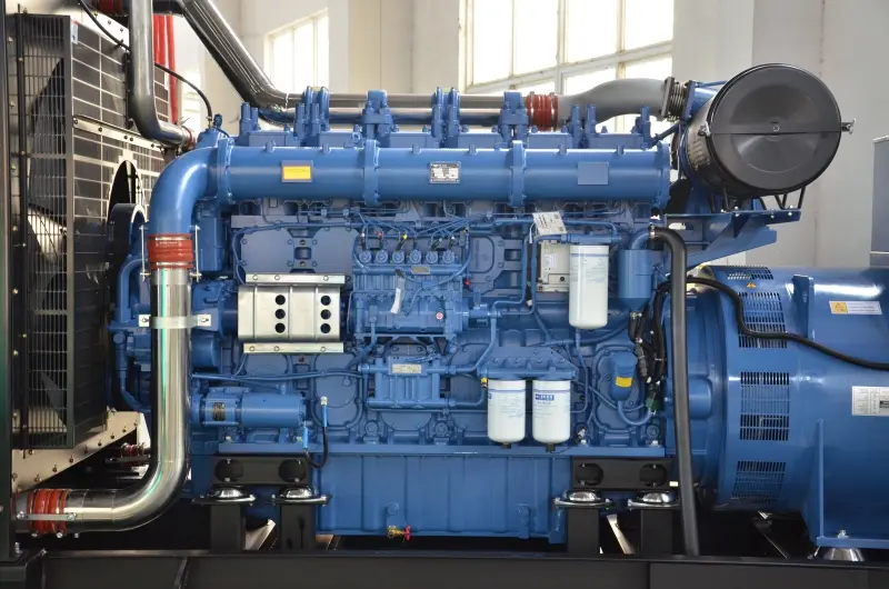 1000kw Yuchai engine diesel generator set-5.jpg