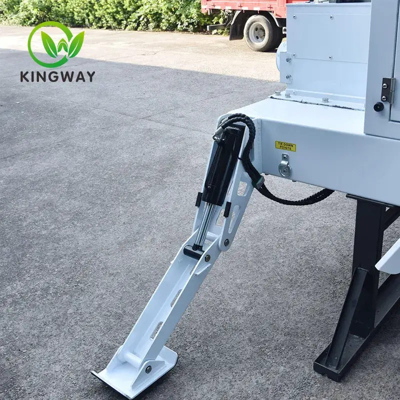 Leg Solar Light Tower.jpg